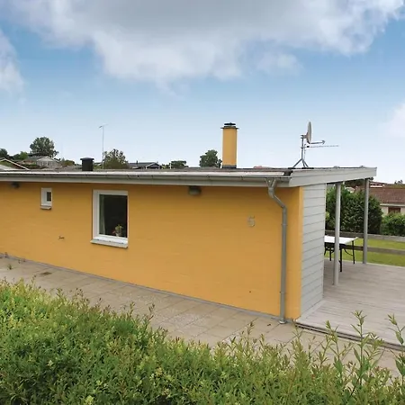 Сasa de vacaciones Two-bedroom In